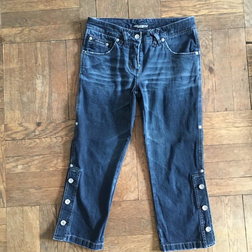 Dolce & Gabbana Capri jeans. Inseam:21 1/2” Rise:8”